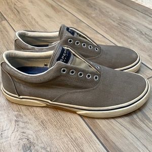 Sperry Topsider Slip-on’s